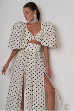 Indlæs billede til gallerivisning TWO PIECE POLKA DOT SET
