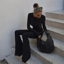 Lade das Bild in den Galerie-Viewer, BACKLESS FITTED FLARED JUMPSUIT
