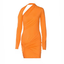 Afbeelding in Gallery-weergave laden, HOLLOW OUT KNOT MINI DRESS
