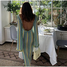 Load image into Gallery viewer, BACKLESS FLARED SLEEVE MAXI
