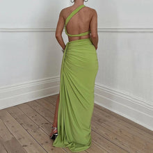 Afbeelding in Gallery-weergave laden, ONE SHOULDER TWO PIECE TOP AND SKIRT
