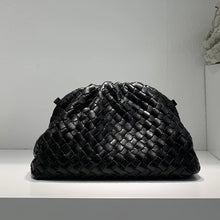 Afbeelding in Gallery-weergave laden, De cloud Clutch
