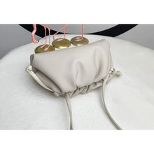 Afbeelding in Gallery-weergave laden, THE POUCH BAG
