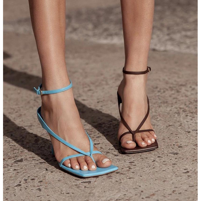 THE VENTRE SANDAL